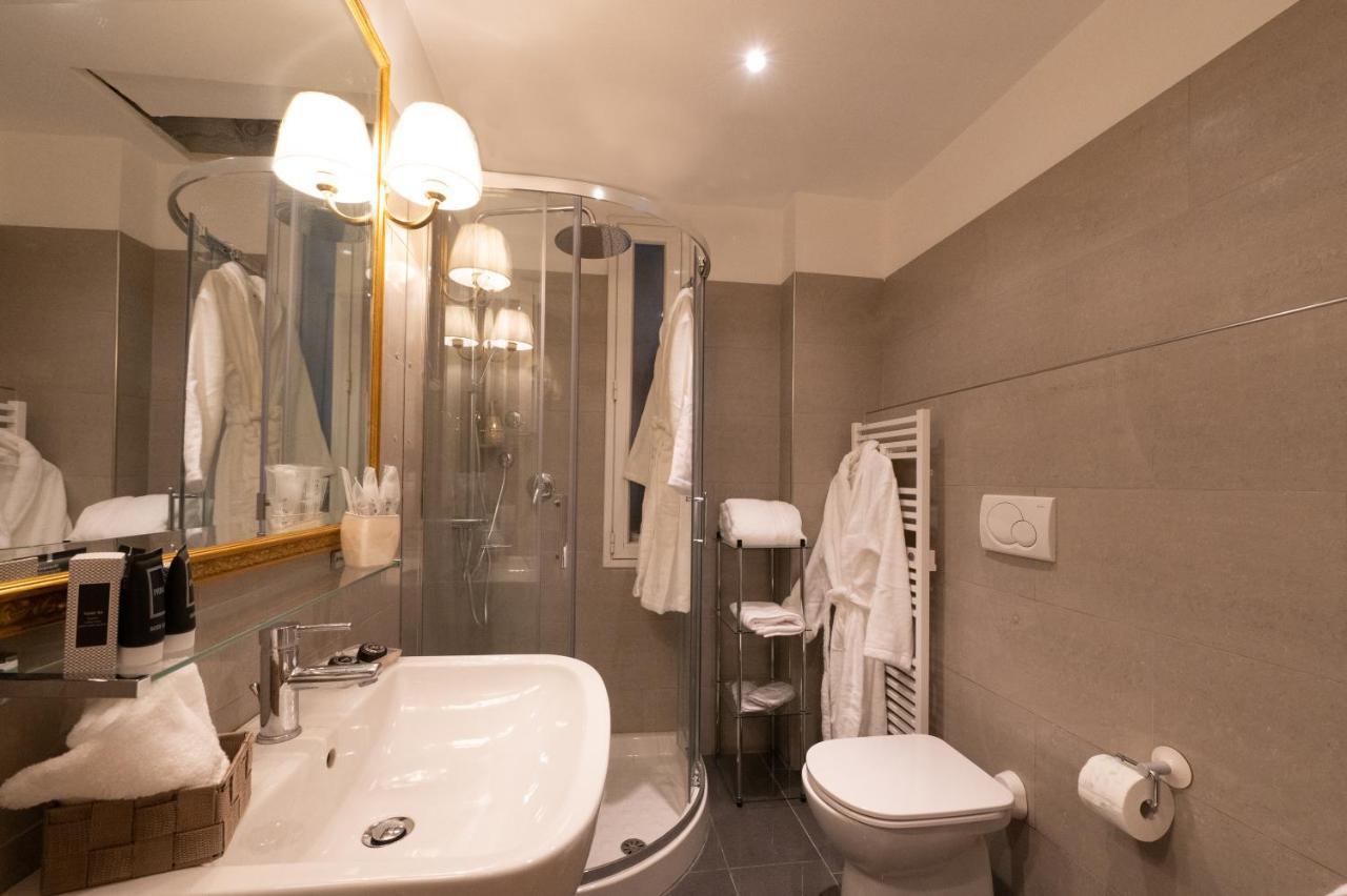 Venus Inn Rome Guest House ภายนอก รูปภาพ