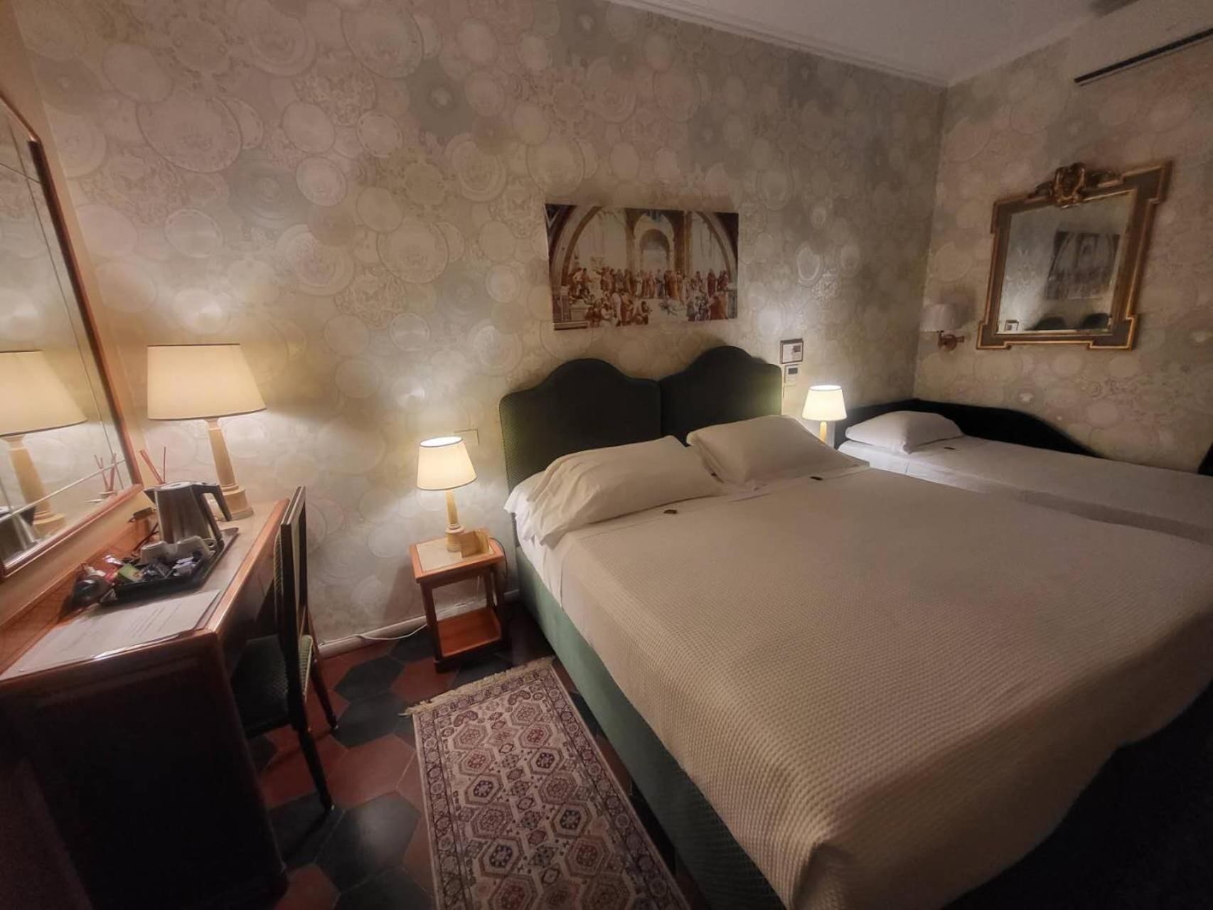 Venus Inn Rome Guest House ภายนอก รูปภาพ
